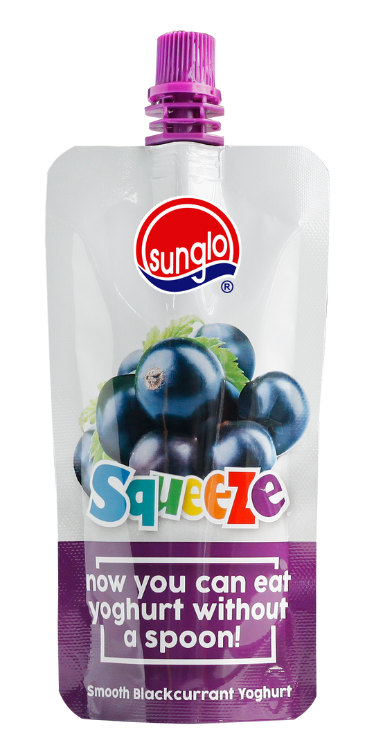 Sunglo 120g Squeeze Smooth Blackcurrant Yoghurt